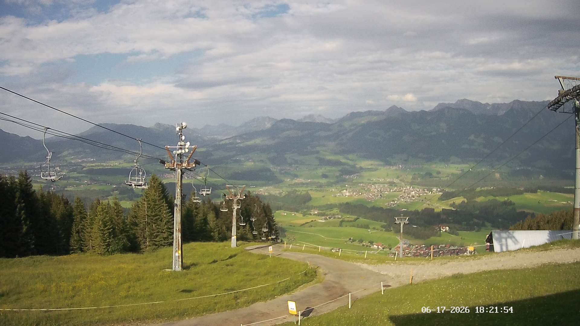 Archived image Webcam Hörnerbahn Bolsterlang