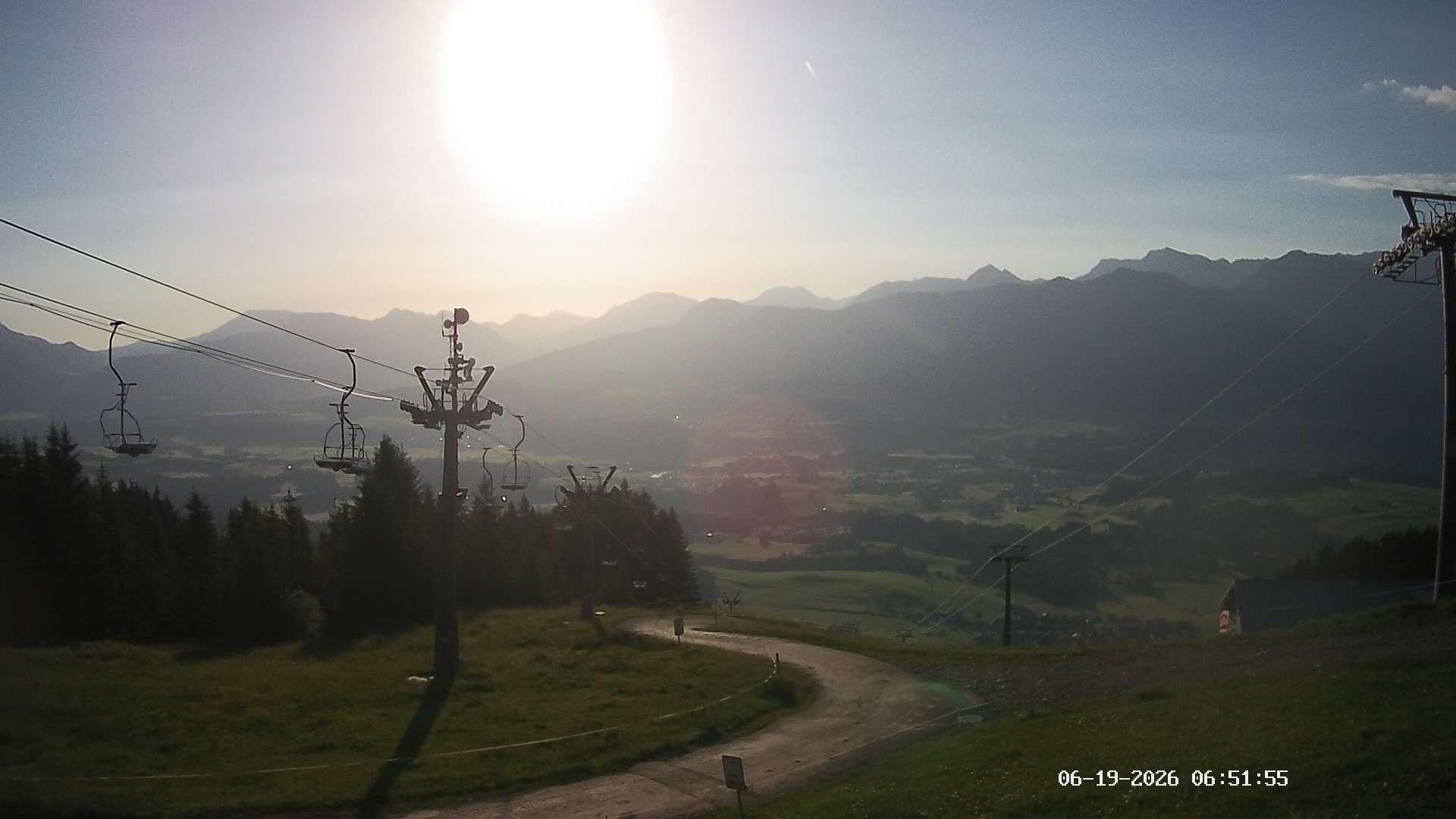 Archiv Foto Webcam Ausblick Mittelstation Hörnerbahn
