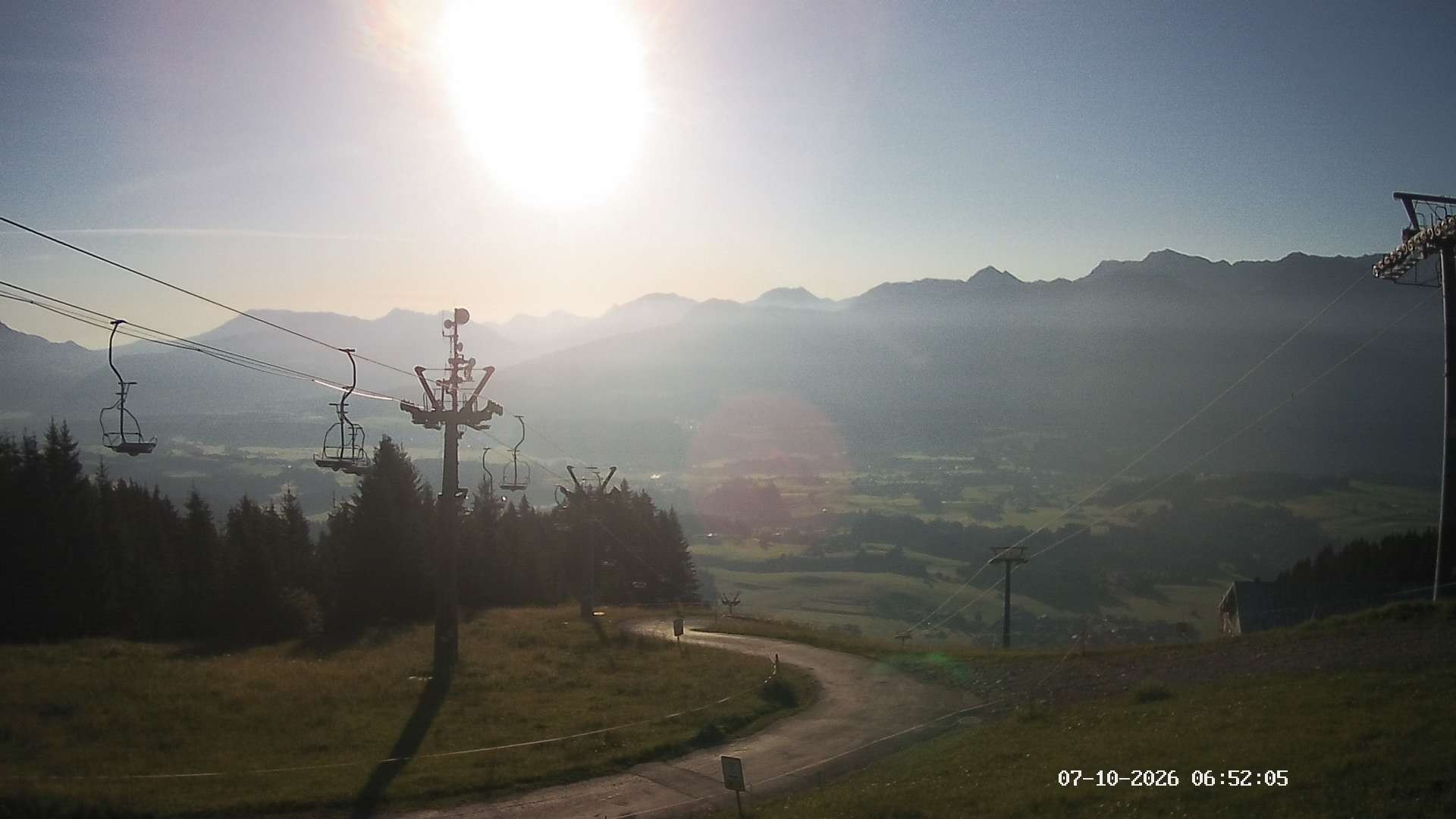 Archiv Foto Webcam Ausblick Mittelstation Hörnerbahn
