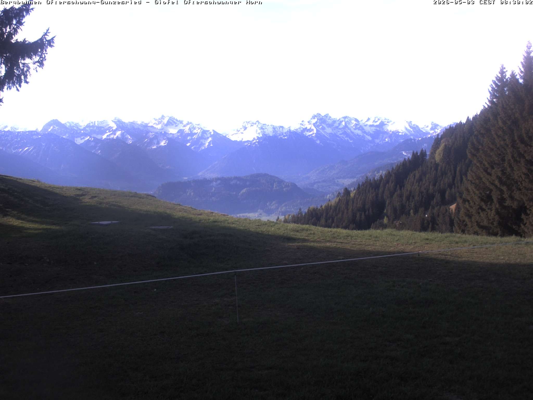 Archived image Webcam Peak of "Ofterschwanger Horn", 1.406 m