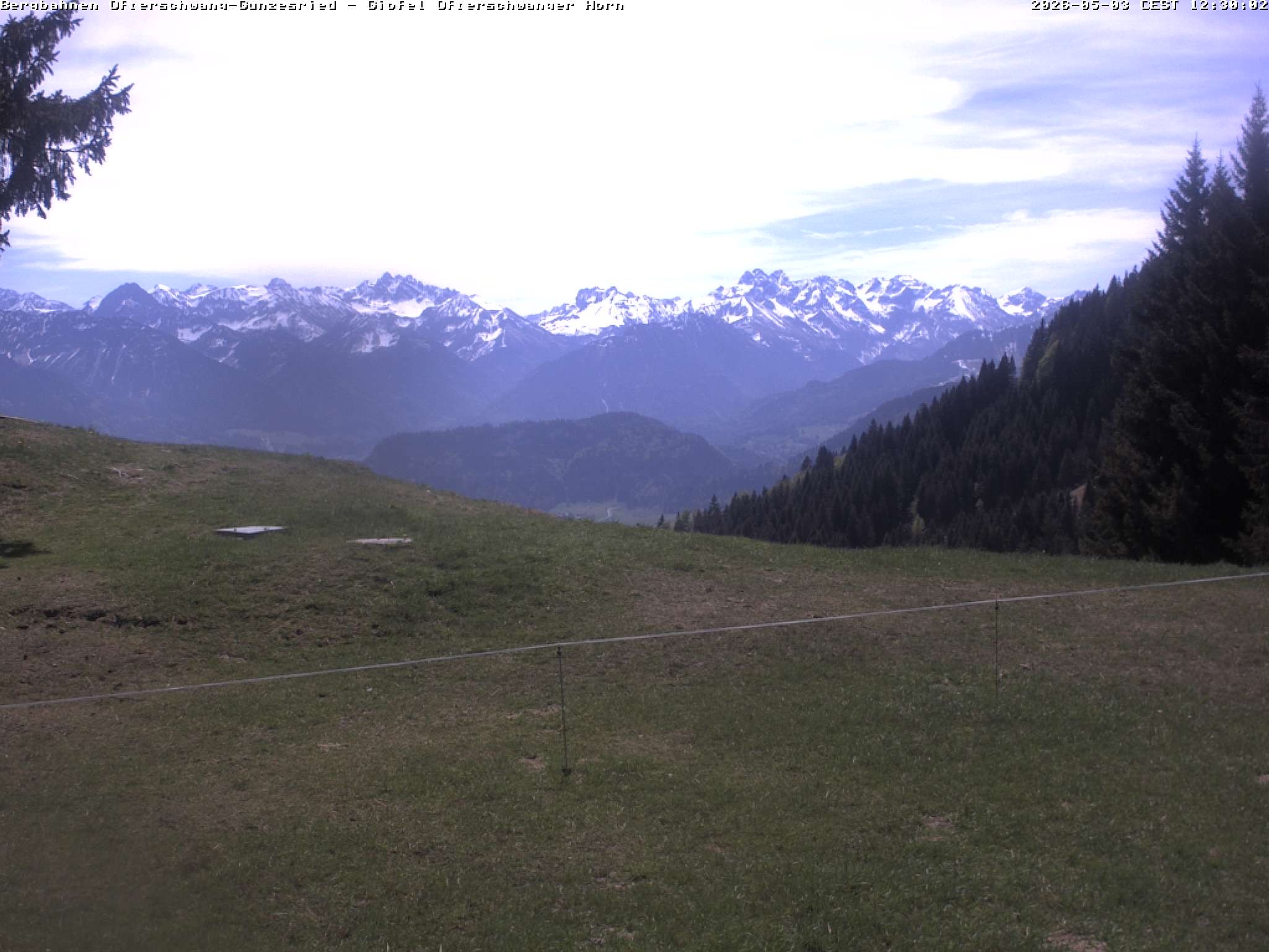 Archived image Webcam Peak of "Ofterschwanger Horn", 1.406 m