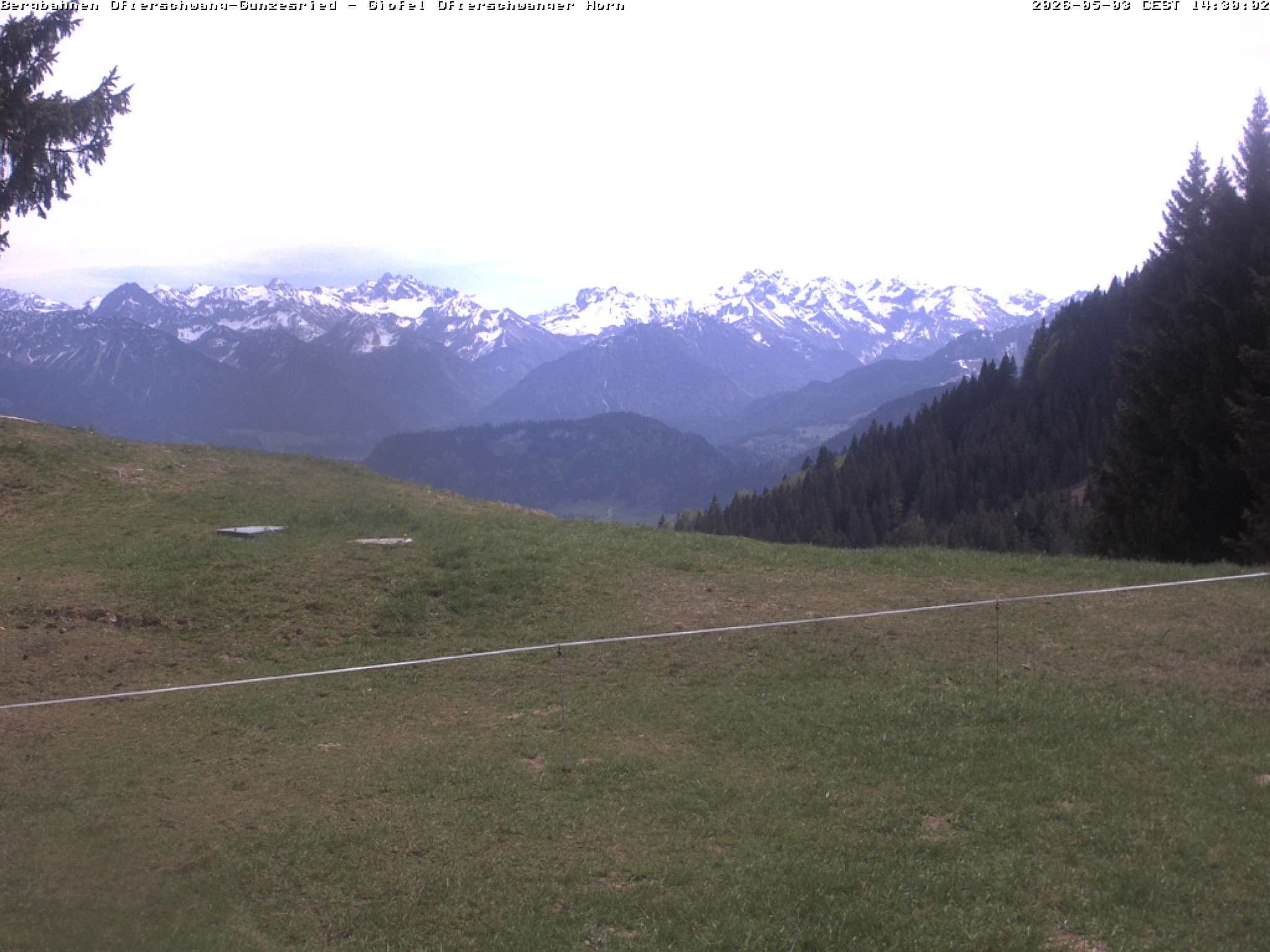 Archived image Webcam Peak of "Ofterschwanger Horn", 1.406 m