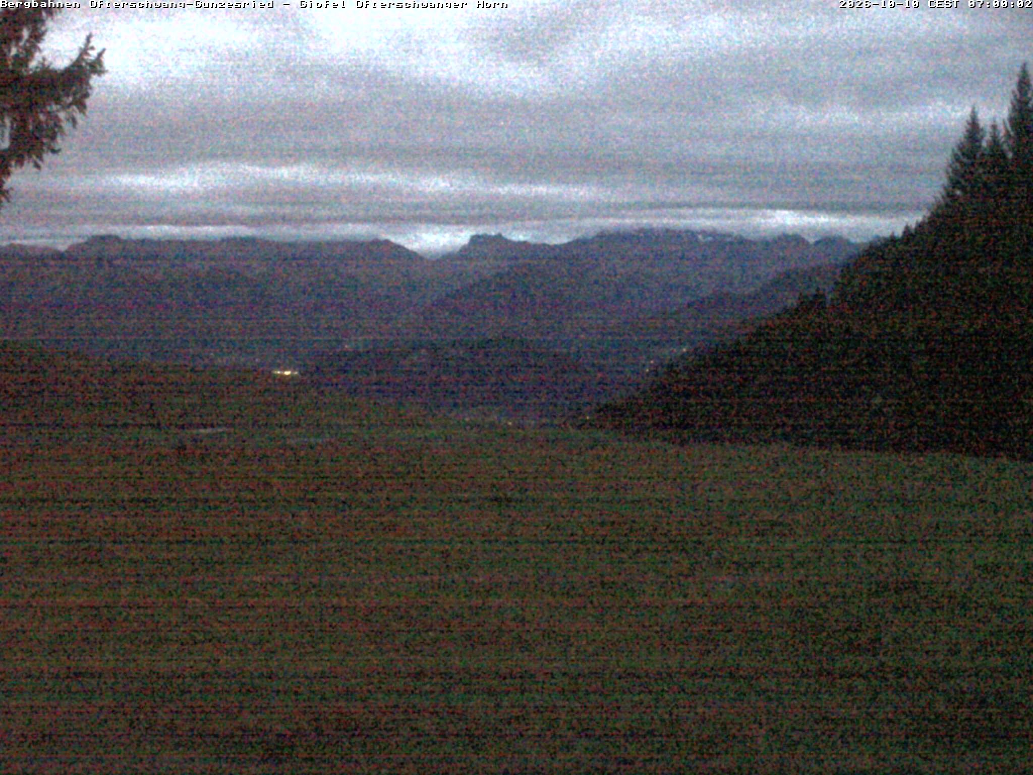 Archived image Webcam Peak of "Ofterschwanger Horn", 1.406 m