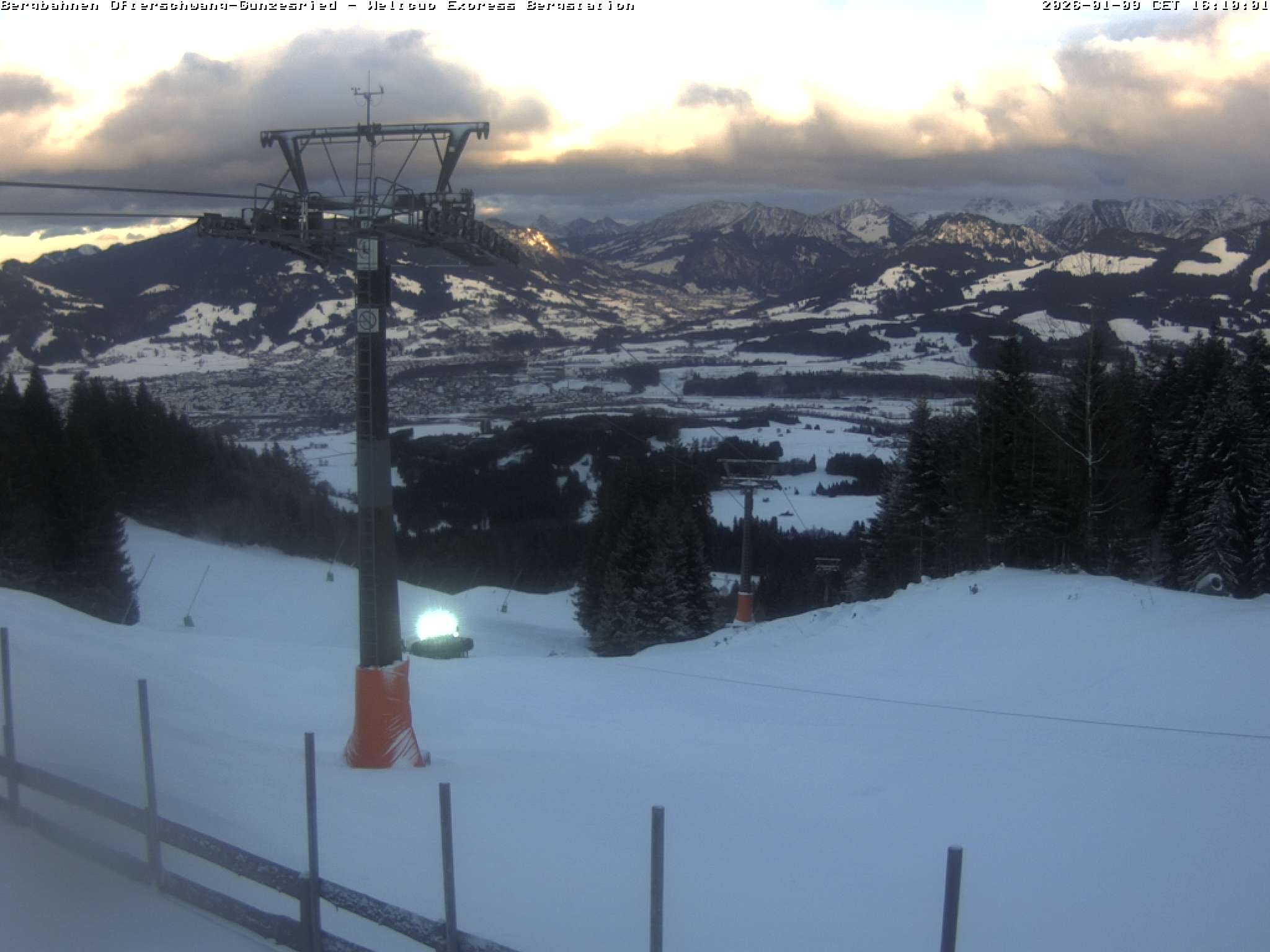 Archiv Foto Webcam Bergstation Sesselbahn Weltcup Express