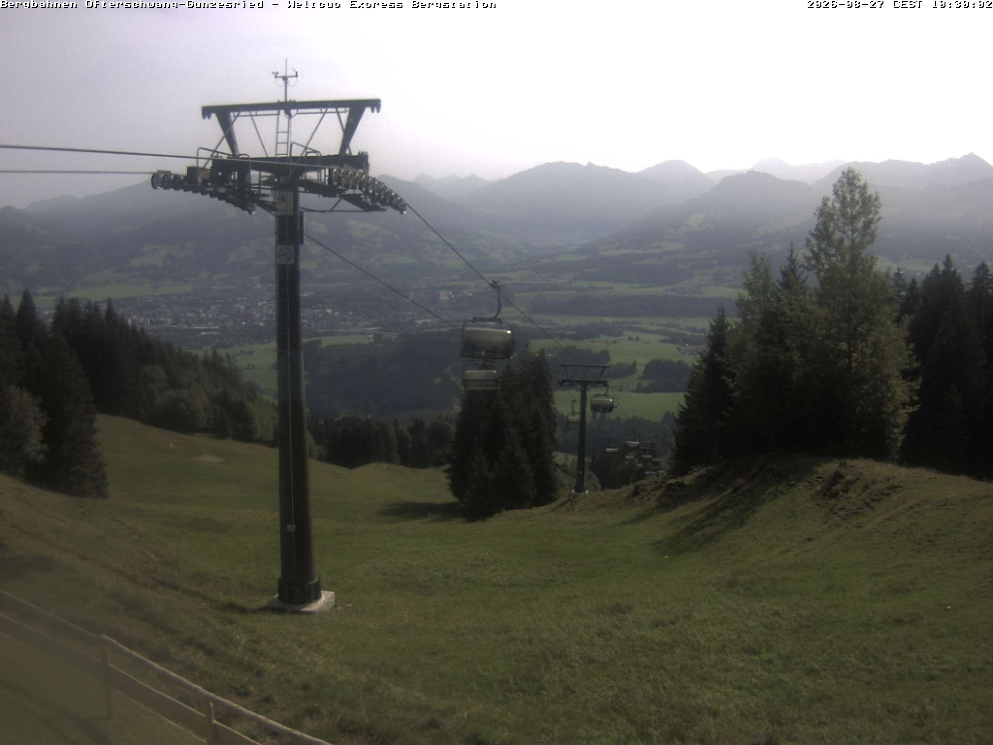 Archived image Webcam mountain station chairlift Weltcup Express
