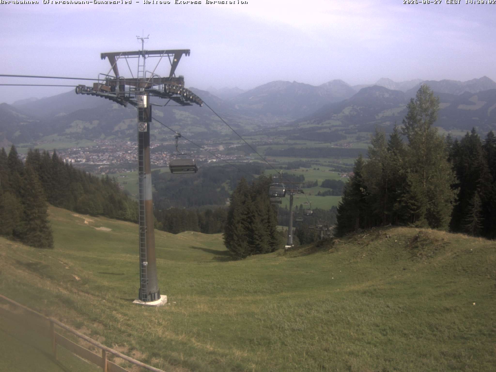 Archived image Webcam mountain station chairlift Weltcup Express