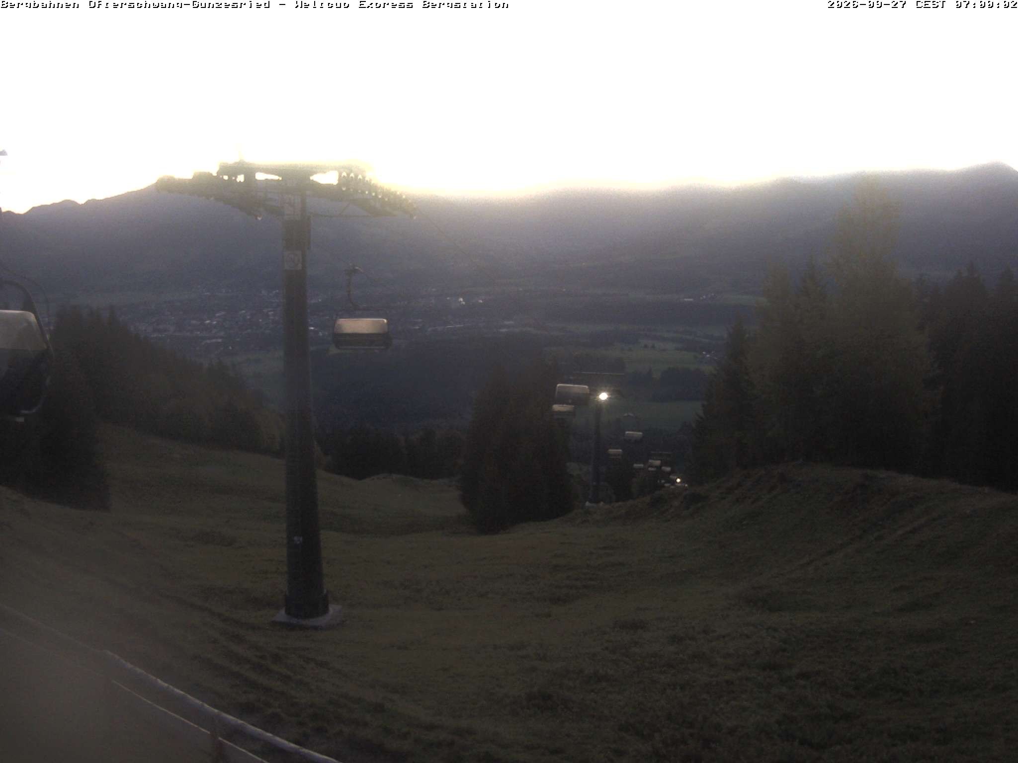 Archived image Webcam mountain station chairlift Weltcup Express
