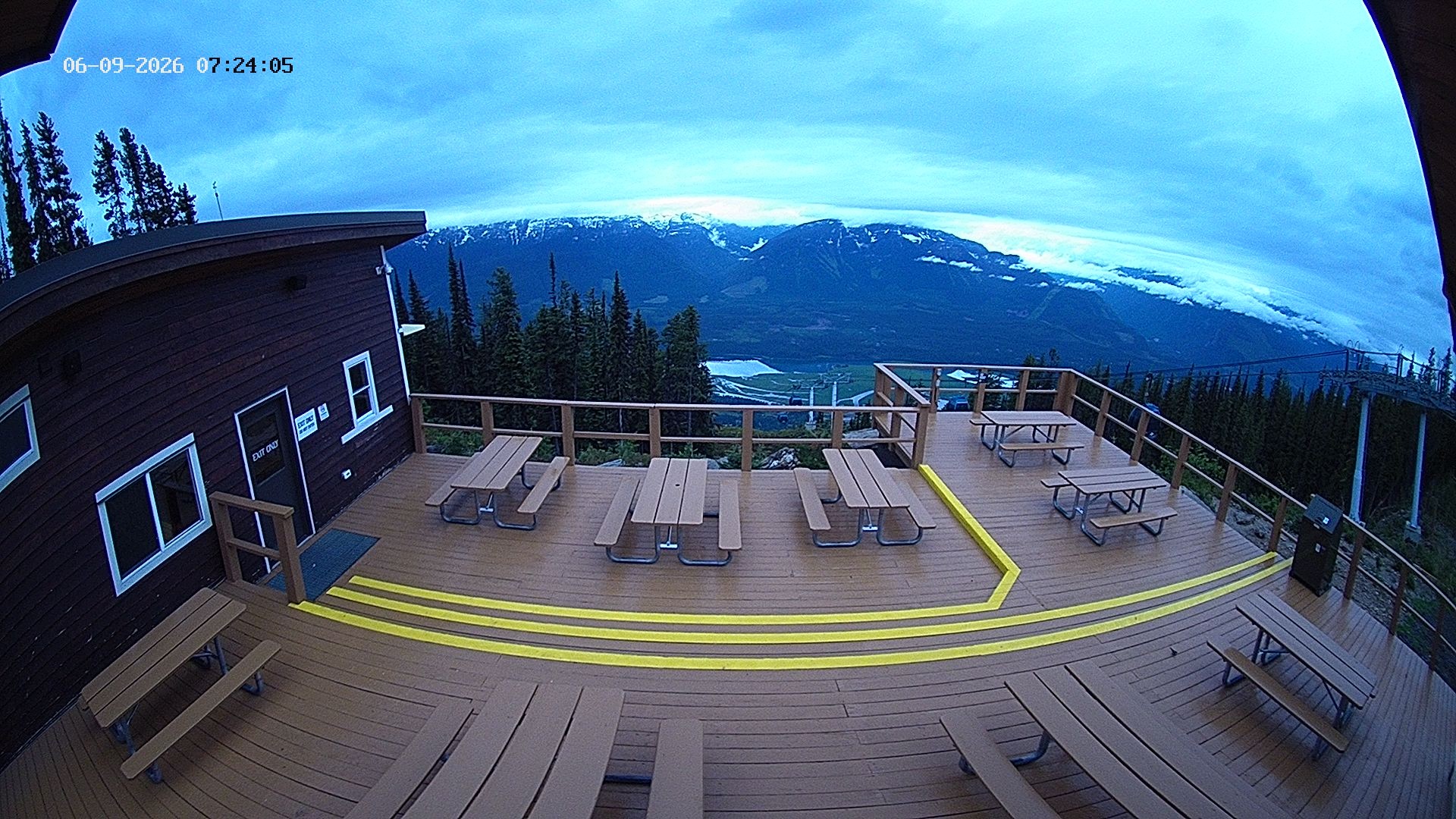 Archived image Webcam Mackenzie Outpost - Revelstoke