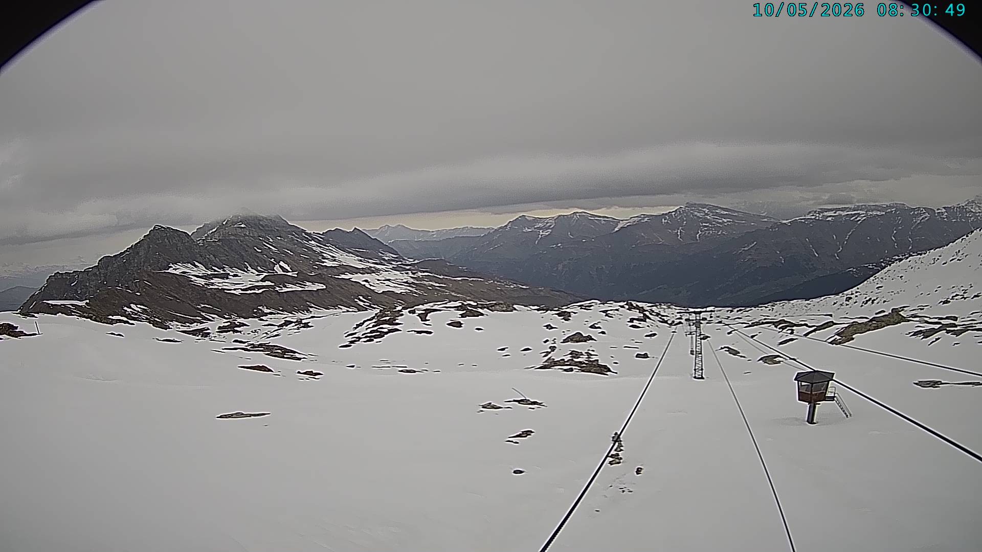 Archived image Webcam Vals 3000: Dachberg