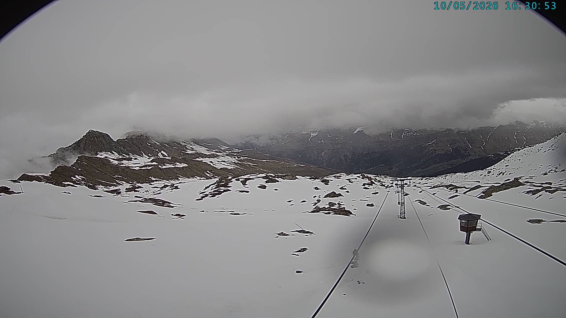 Archived image Webcam Vals 3000: Dachberg