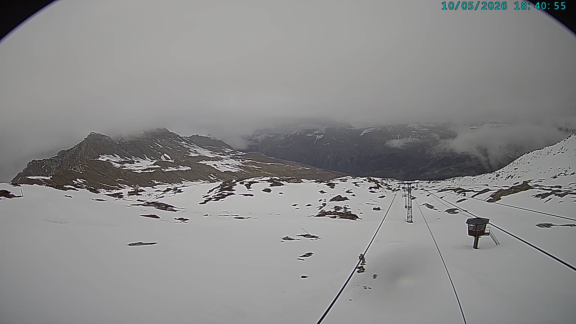 Archived image Webcam Vals 3000: Dachberg