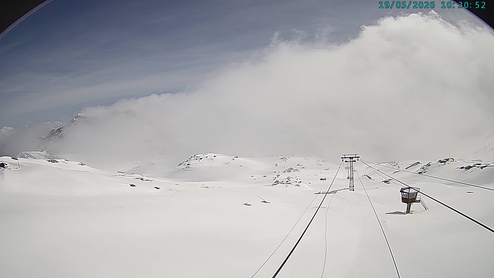 Archived image Webcam Vals 3000: Dachberg