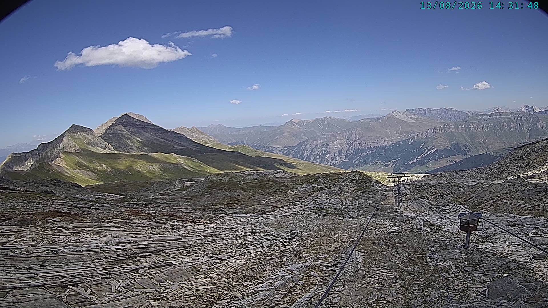 Archived image Webcam Vals 3000: Dachberg