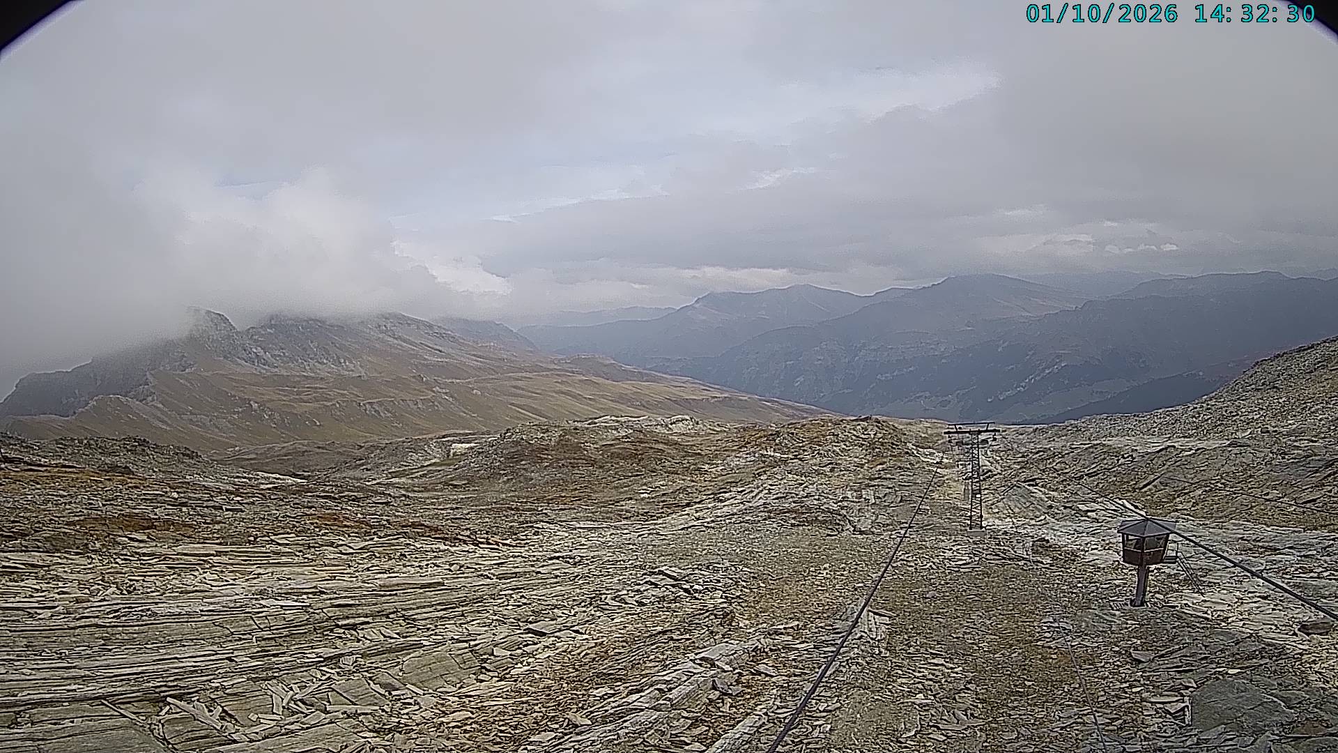 Archived image Webcam Vals 3000: Dachberg