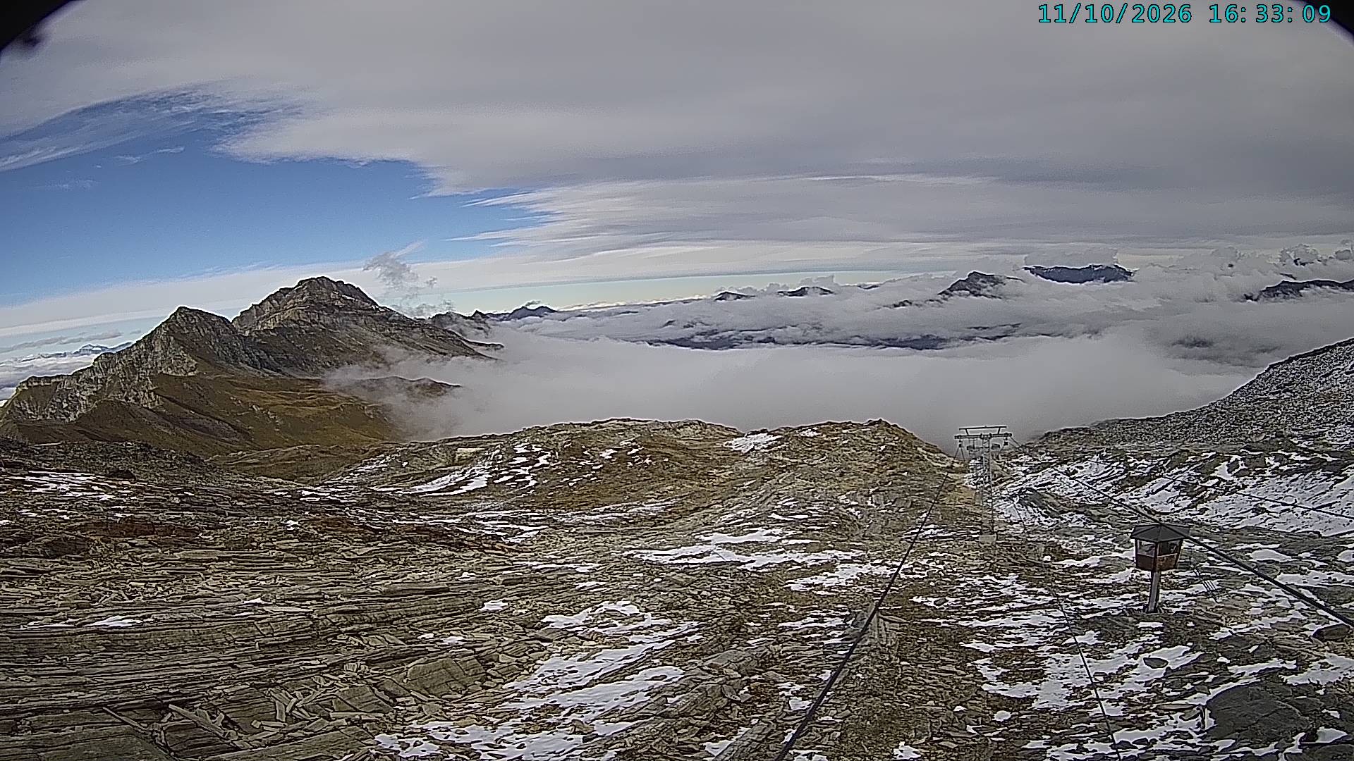 Archived image Webcam Vals 3000: Dachberg