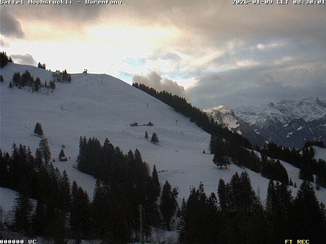 Archived image Webcam mountain restaurant Bärenfang, Hochstuckli Sattel