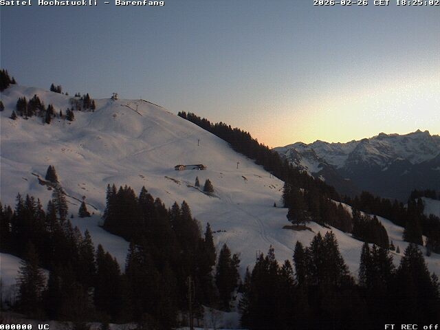 Archived image Webcam mountain restaurant Bärenfang, Hochstuckli Sattel