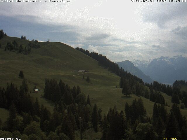 Archived image Webcam mountain restaurant Bärenfang, Hochstuckli Sattel