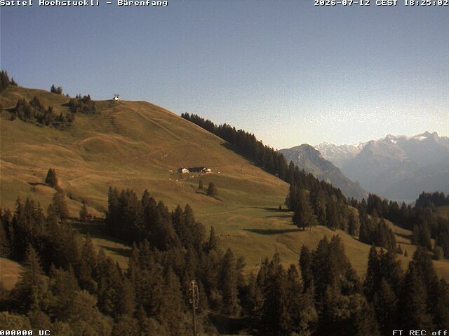 Archived image Webcam mountain restaurant Bärenfang, Hochstuckli Sattel