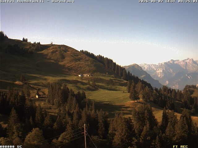Archived image Webcam mountain restaurant Bärenfang, Hochstuckli Sattel