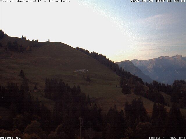Archived image Webcam mountain restaurant Bärenfang, Hochstuckli Sattel