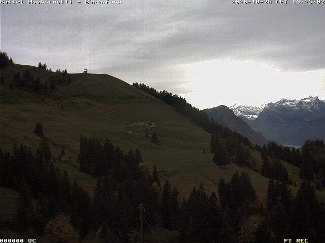 Archived image Webcam mountain restaurant Bärenfang, Hochstuckli Sattel