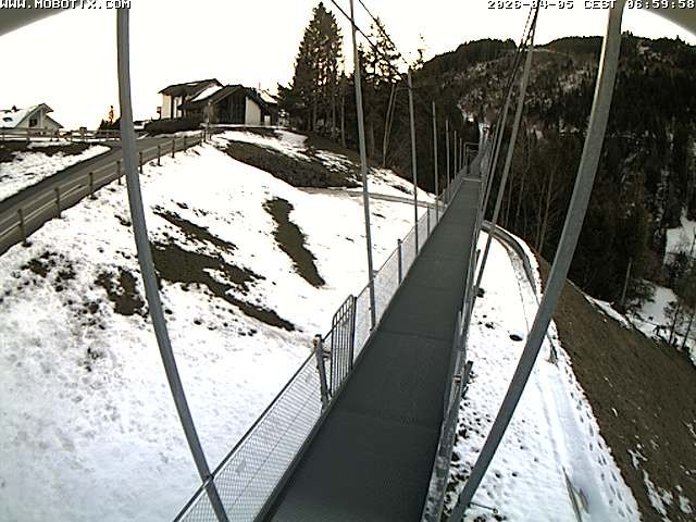Archived image Webcam Sattel, Skywalk