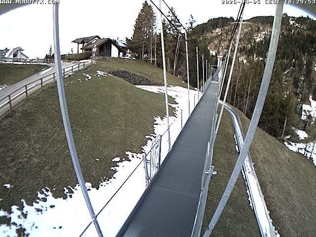 Archived image Webcam Sattel, Skywalk