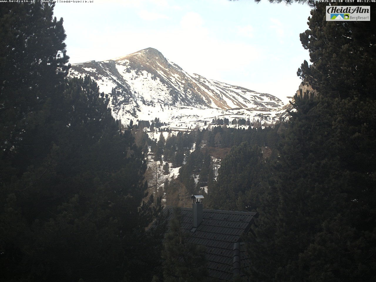 Archiv Foto Webcam Rödresnock (2310m, links), Sonntagstal (mitte) und Falkert Spitz (2308m, rechts)