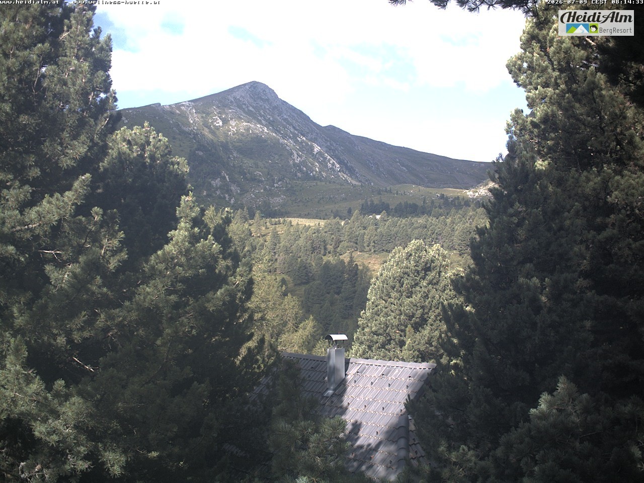 Archiv Foto Webcam Rödresnock (2310m, links), Sonntagstal (mitte) und Falkert Spitz (2308m, rechts)