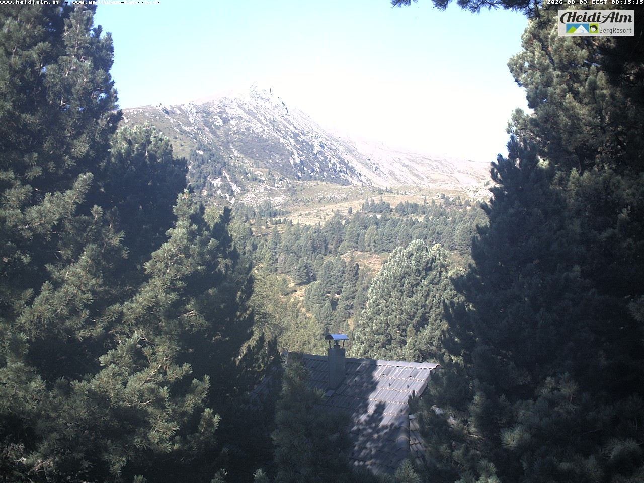Archiv Foto Webcam Rödresnock (2310m, links), Sonntagstal (mitte) und Falkert Spitz (2308m, rechts)