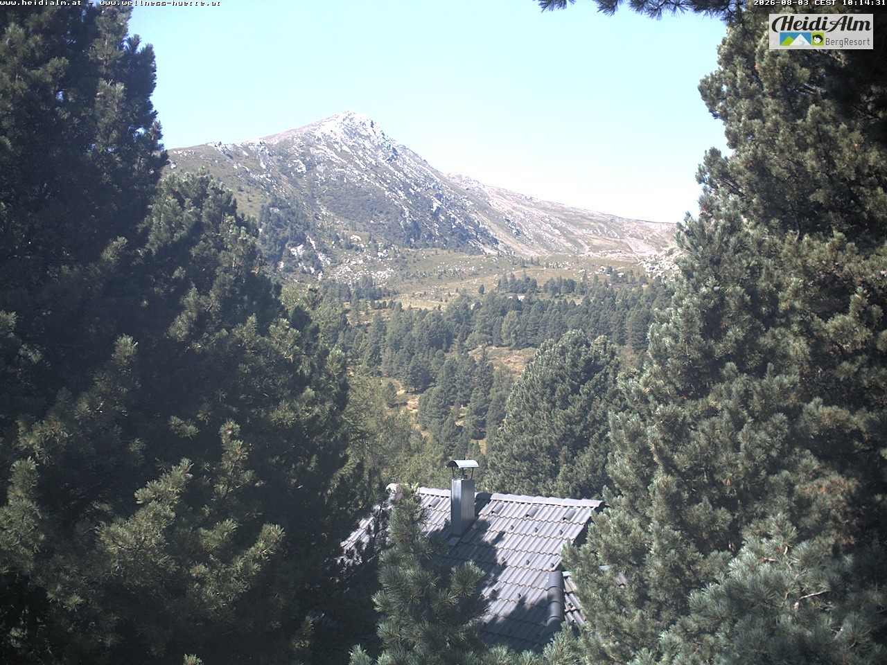 Archiv Foto Webcam Rödresnock (2310m, links), Sonntagstal (mitte) und Falkert Spitz (2308m, rechts)