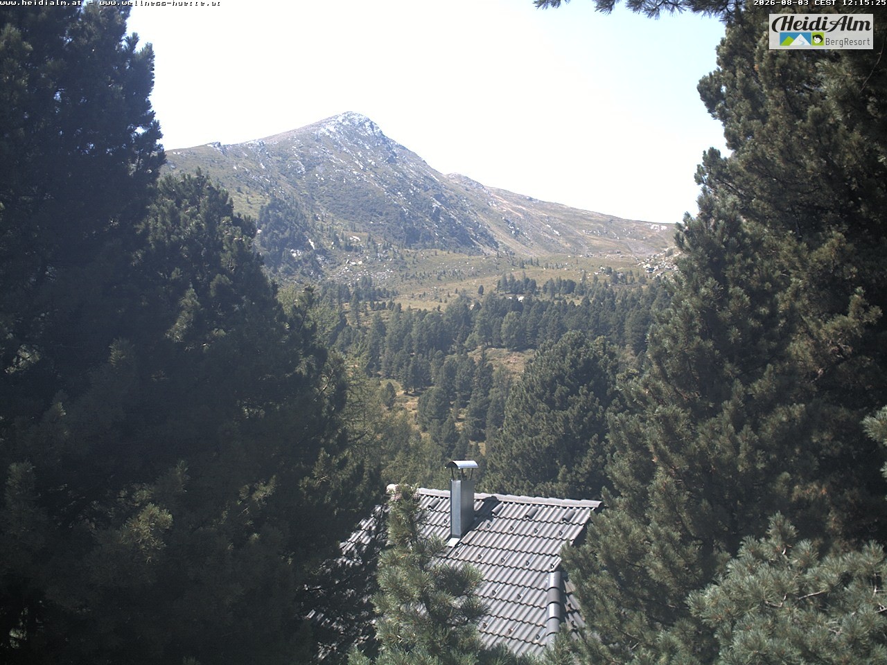 Archiv Foto Webcam Rödresnock (2310m, links), Sonntagstal (mitte) und Falkert Spitz (2308m, rechts)