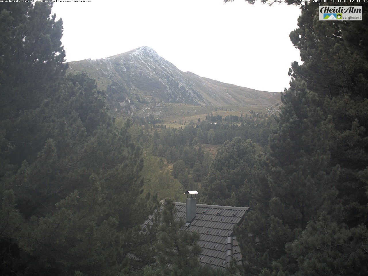 Archiv Foto Webcam Rödresnock (2310m, links), Sonntagstal (mitte) und Falkert Spitz (2308m, rechts)