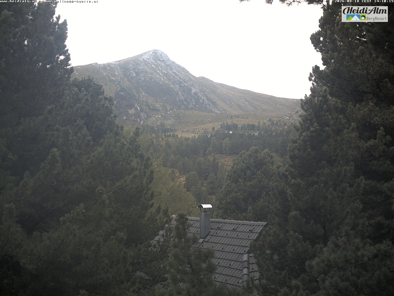 Archiv Foto Webcam Rödresnock (2310m, links), Sonntagstal (mitte) und Falkert Spitz (2308m, rechts)