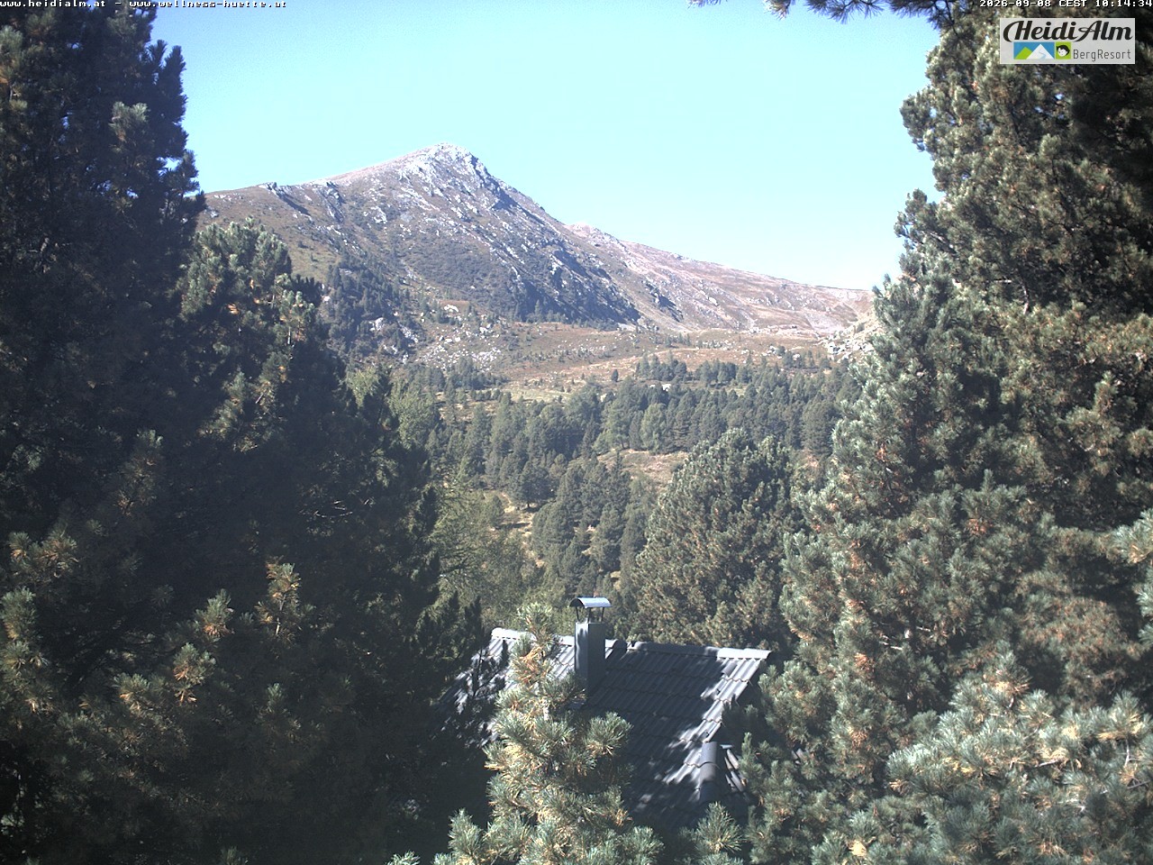 Archiv Foto Webcam Rödresnock (2310m, links), Sonntagstal (mitte) und Falkert Spitz (2308m, rechts)
