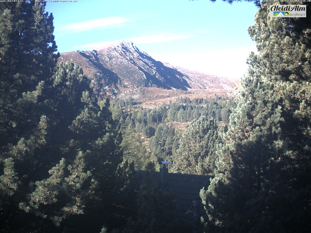 Archiv Foto Webcam Rödresnock (2310m, links), Sonntagstal (mitte) und Falkert Spitz (2308m, rechts)