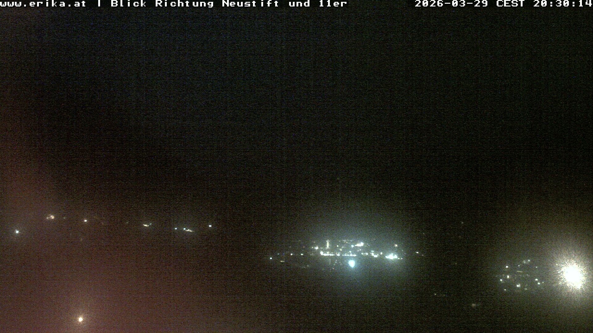 Archived image Webcam Neustift: View of the Stubai Glacier