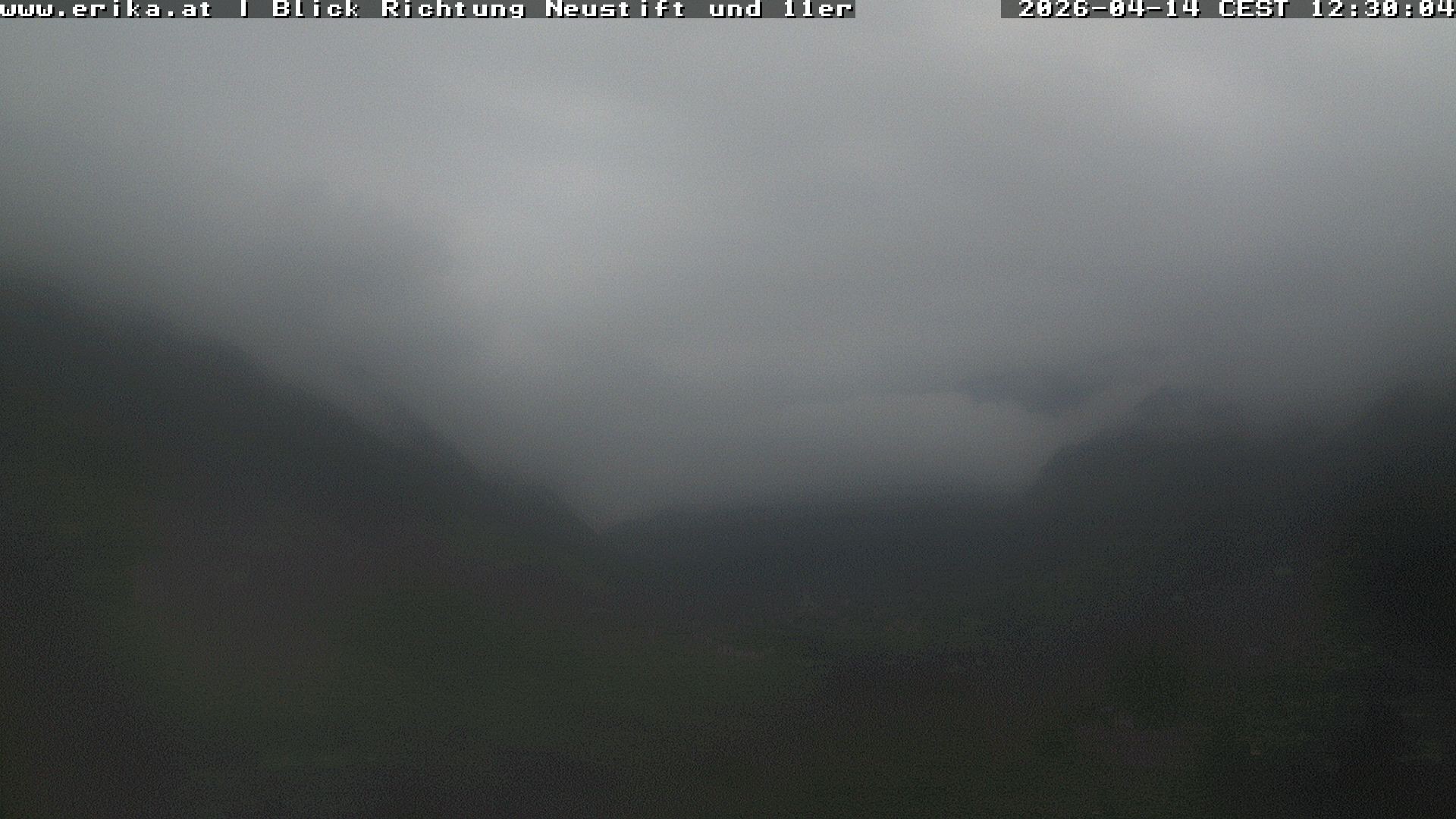 Archived image Webcam Neustift: View of the Stubai Glacier