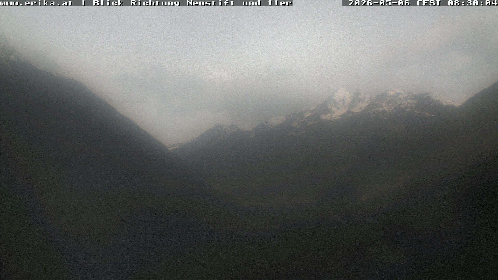 Archived image Webcam Neustift: View of the Stubai Glacier
