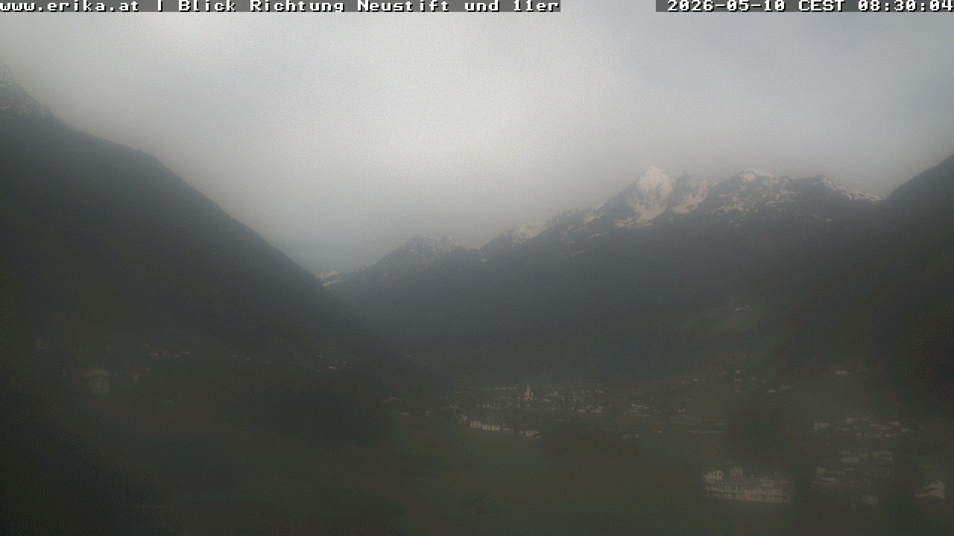 Archived image Webcam Neustift: View of the Stubai Glacier