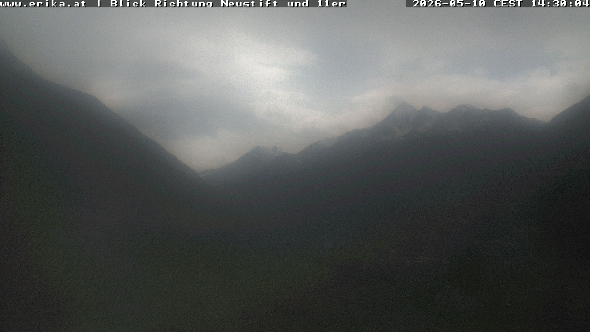 Archived image Webcam Neustift: View of the Stubai Glacier