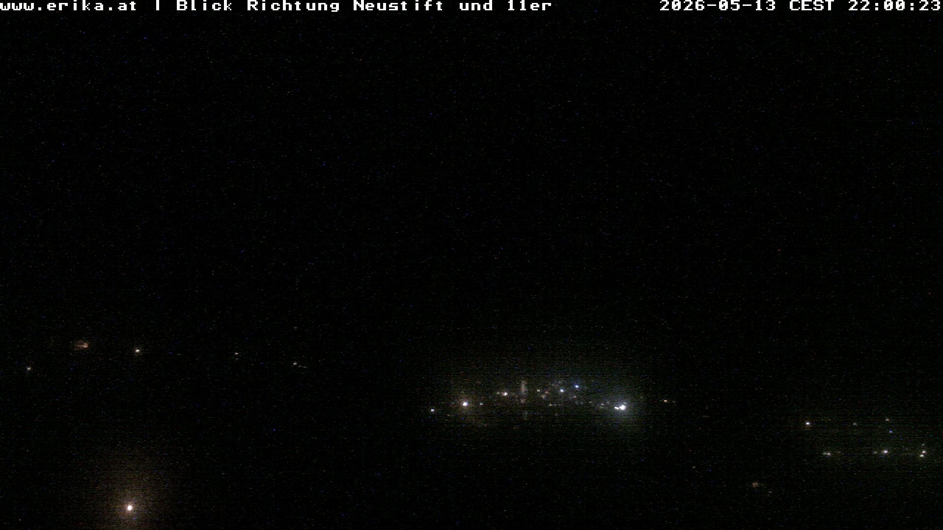 Archived image Webcam Neustift: View of the Stubai Glacier