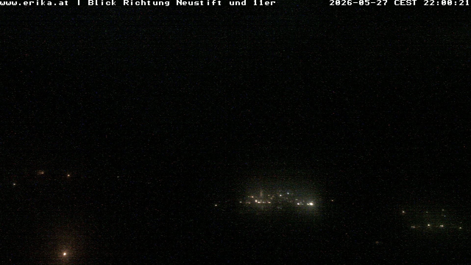 Archived image Webcam Neustift: View of the Stubai Glacier