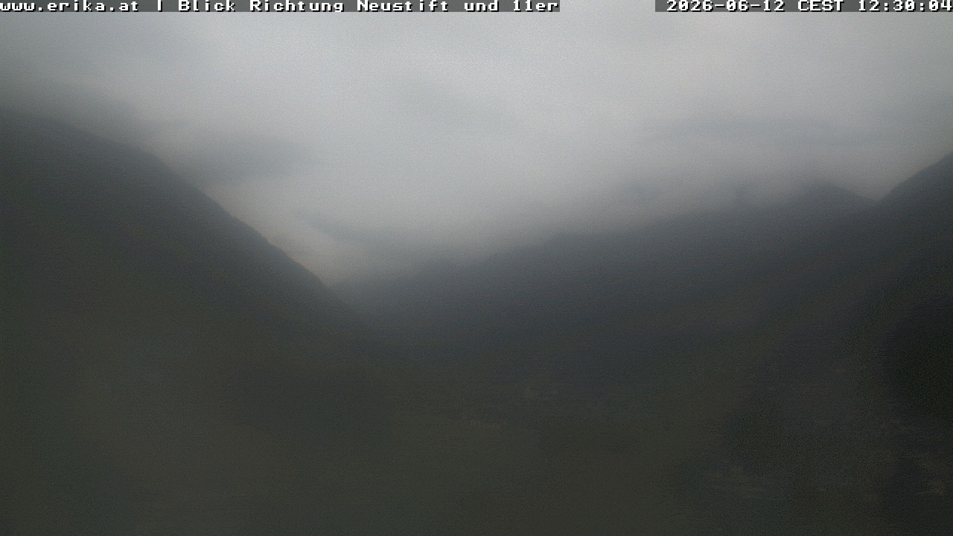 Archived image Webcam Neustift: View of the Stubai Glacier