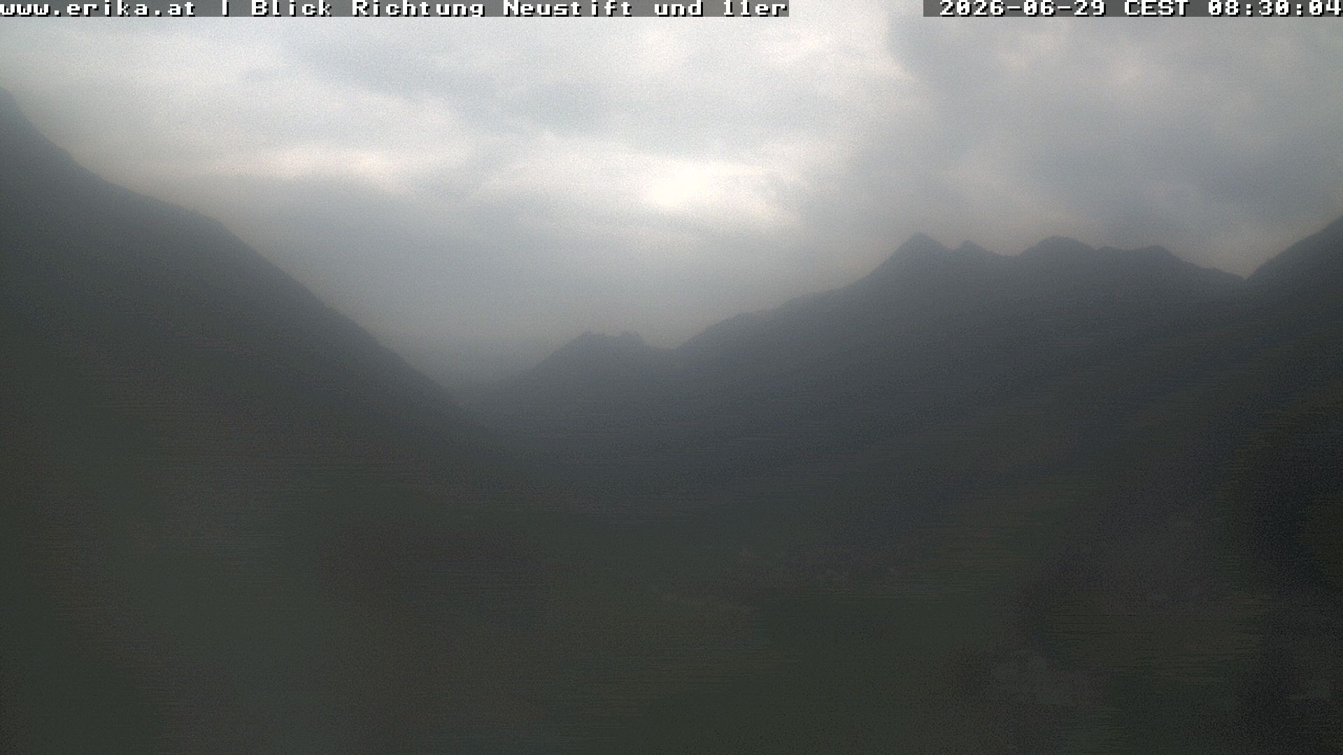 Archived image Webcam Neustift: View of the Stubai Glacier
