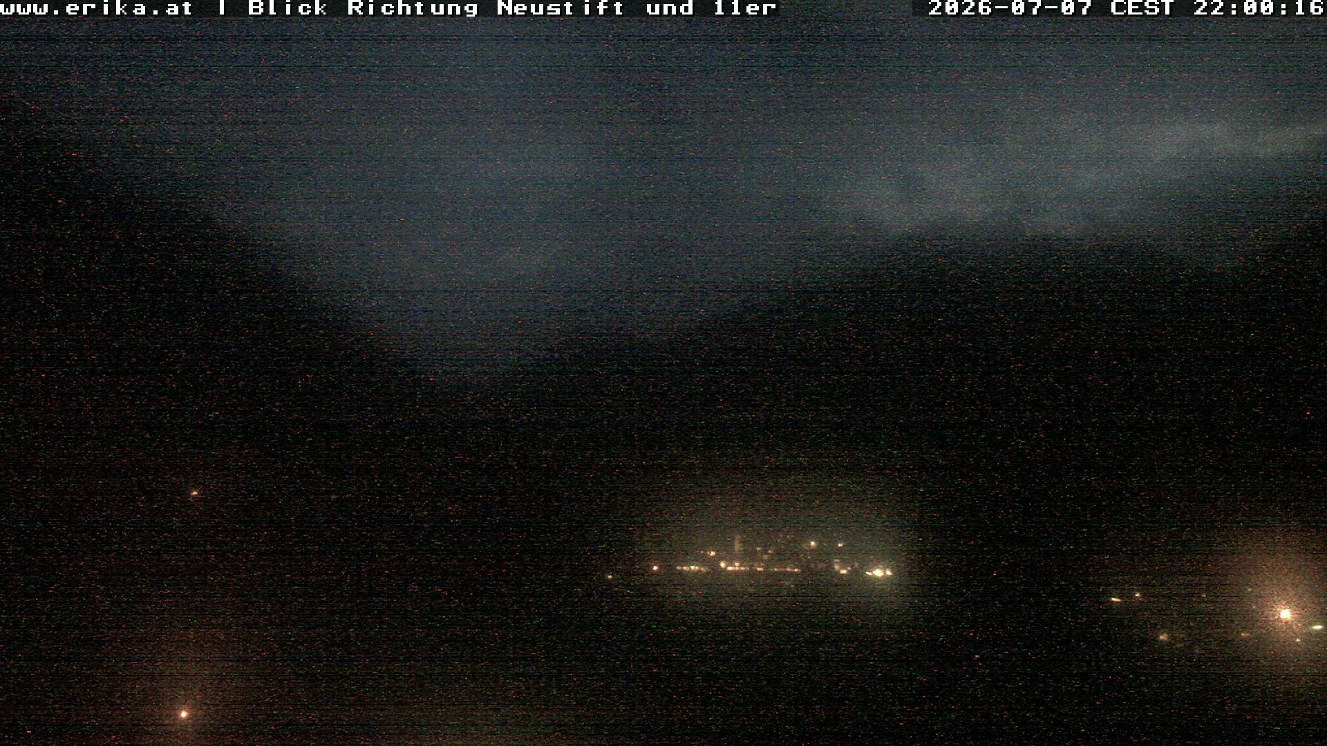 Archived image Webcam Neustift: View of the Stubai Glacier