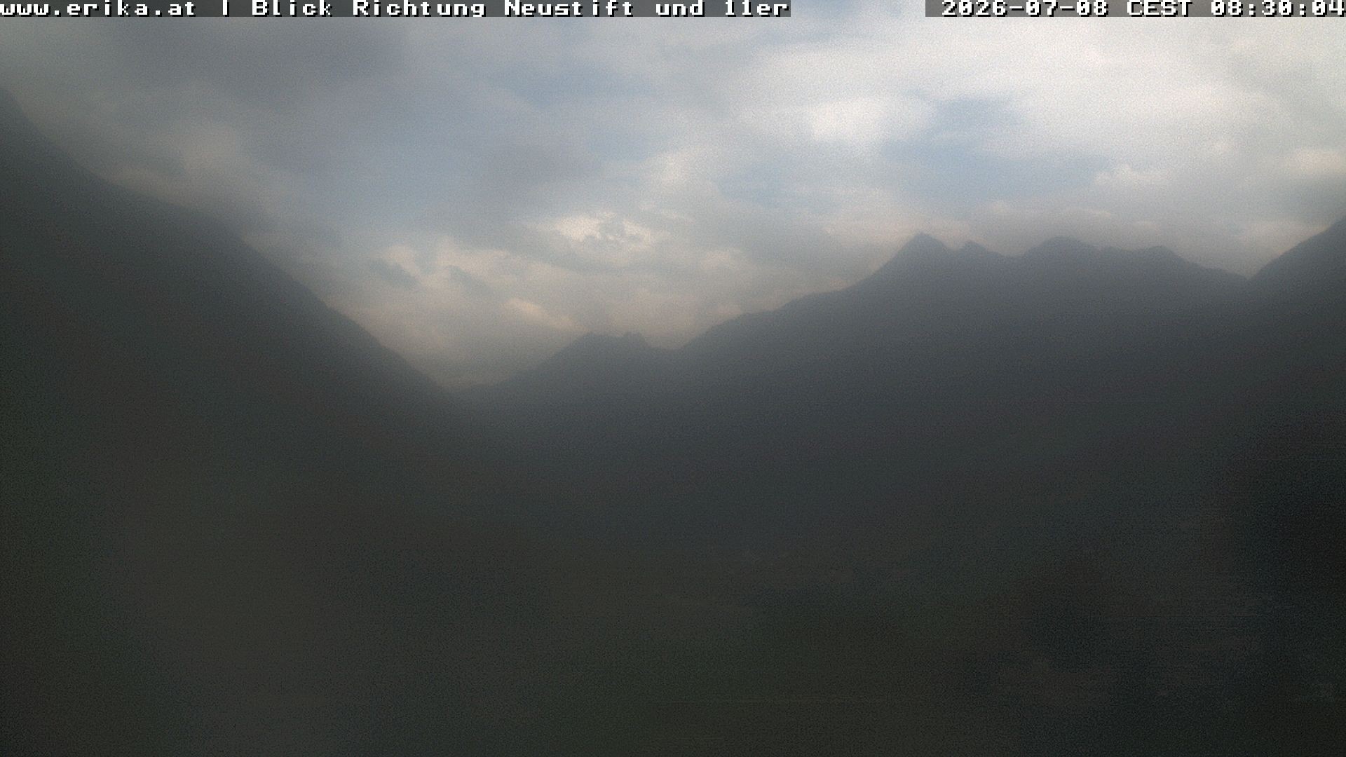 Archived image Webcam Neustift: View of the Stubai Glacier
