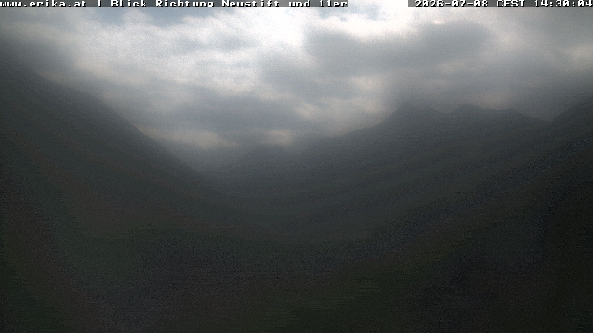Archived image Webcam Neustift: View of the Stubai Glacier