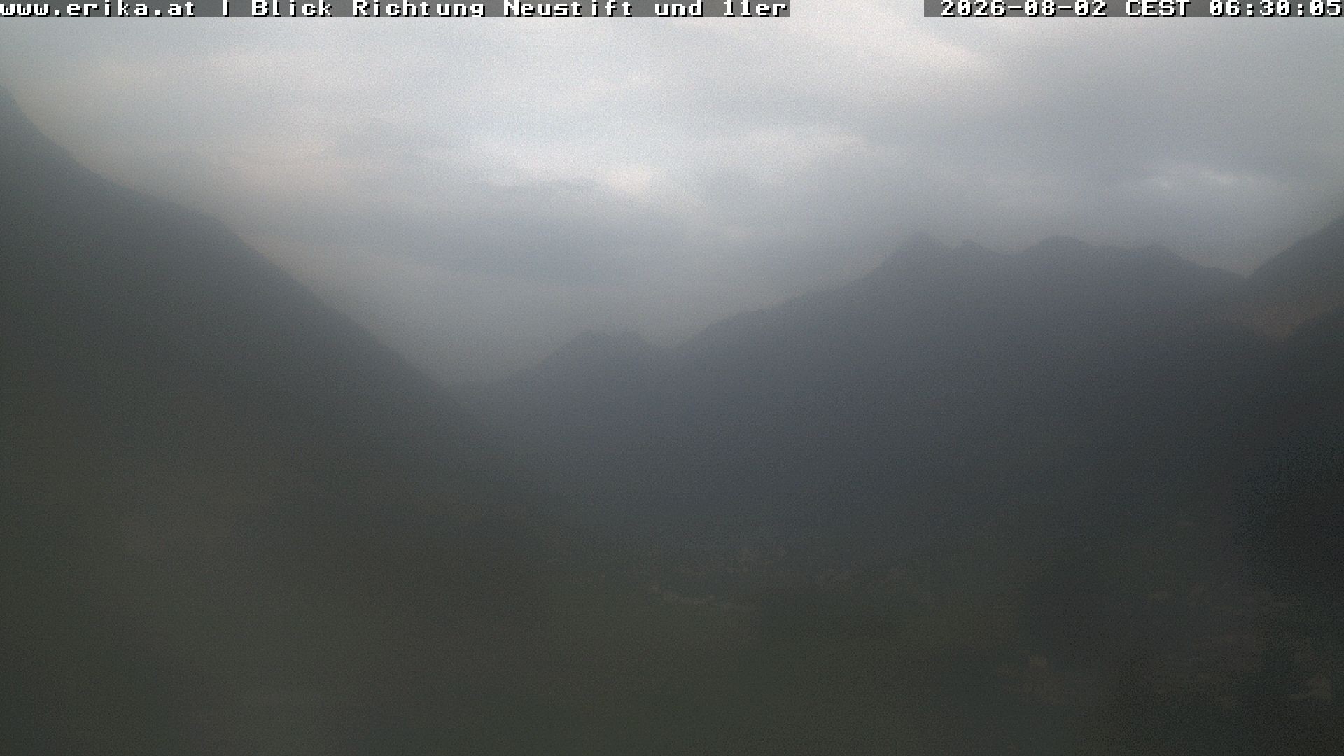 Archived image Webcam Neustift: View of the Stubai Glacier